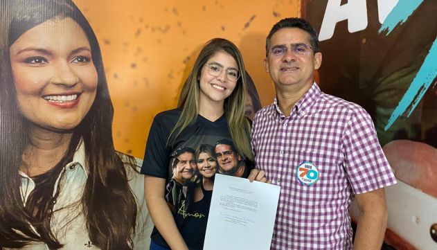 Notícias Filha de David Almeida desiste de candidatura a deputada