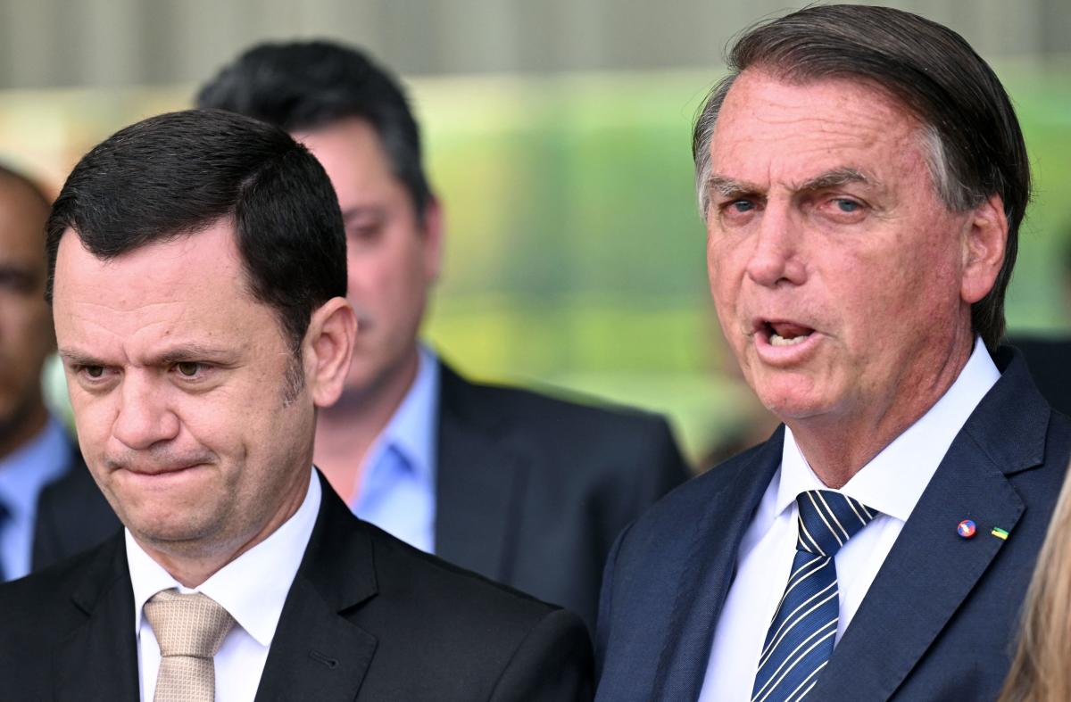 Advogado j&aacute; pede ao Supremo 'salvo-conduto' para Bolsonaro e Anderson Torres
