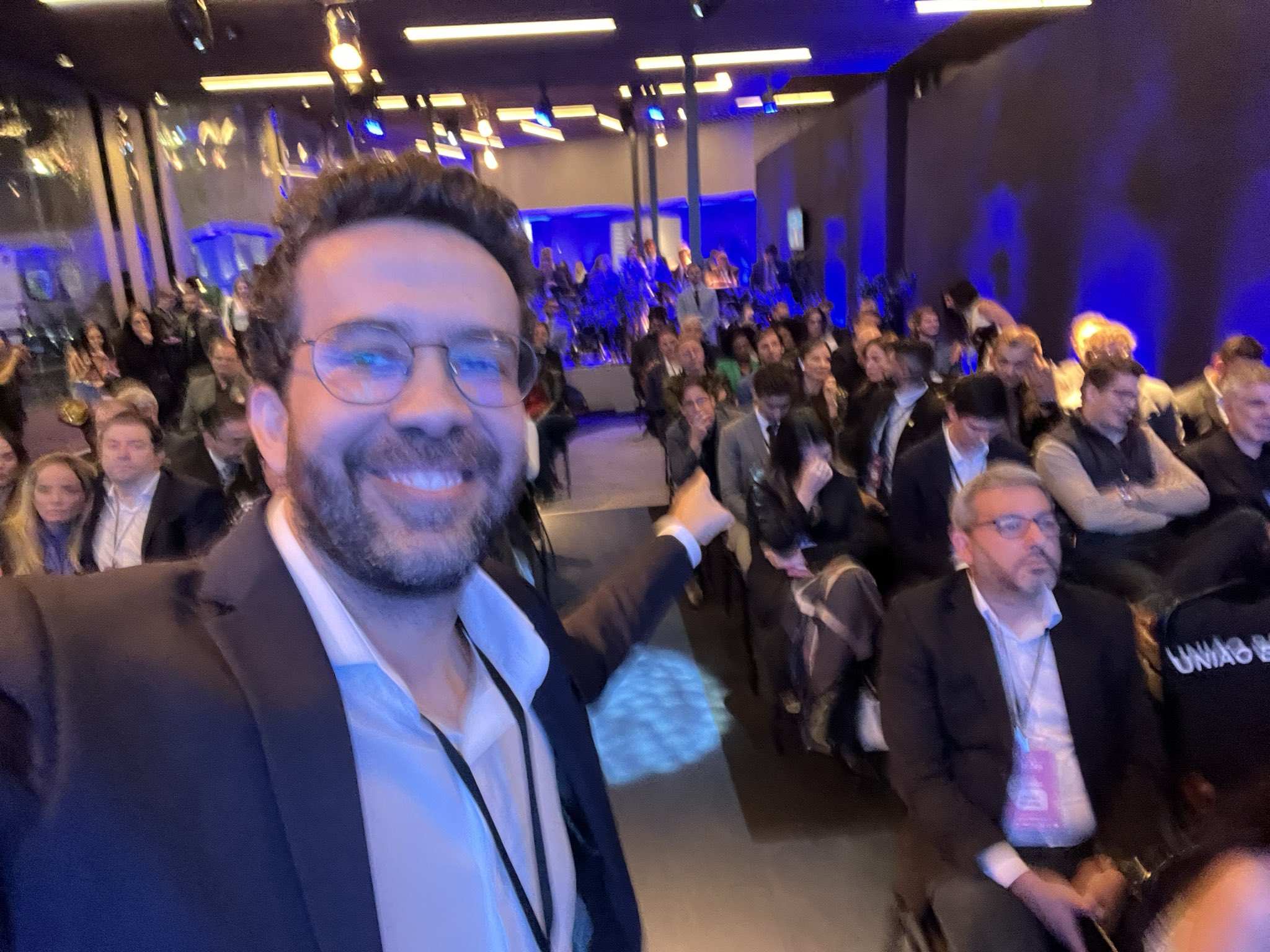 01, 02, 03, 04. Os quatro filhos de Bolsonaro sob investiga&ccedil;&atilde;o da pol&iacute;cia