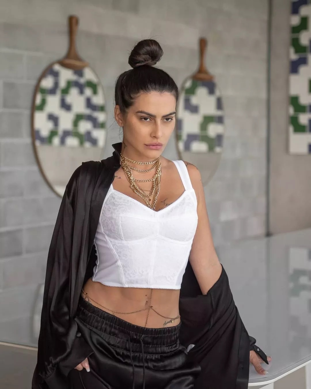 Notícias Cleo Pires Deixa Seio à Mostra Em Ensaio Ousado Portal Mulher Amazônica